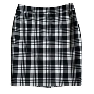Nine West Black and White Pencil Skirt Plaid Size 8